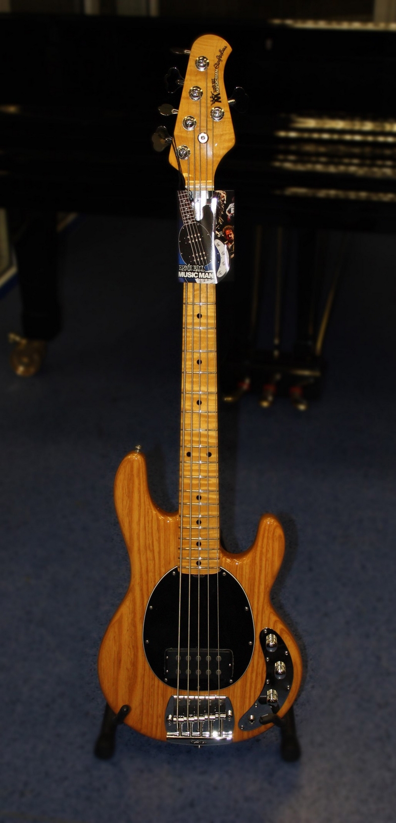 Бас-гитара MusicMan №B056540