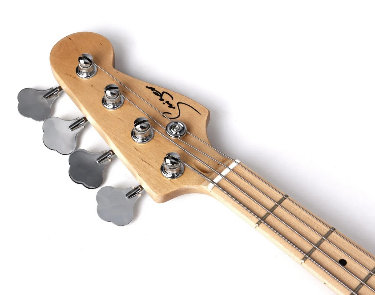 Бас-гитара Smiger JB-01-LYL