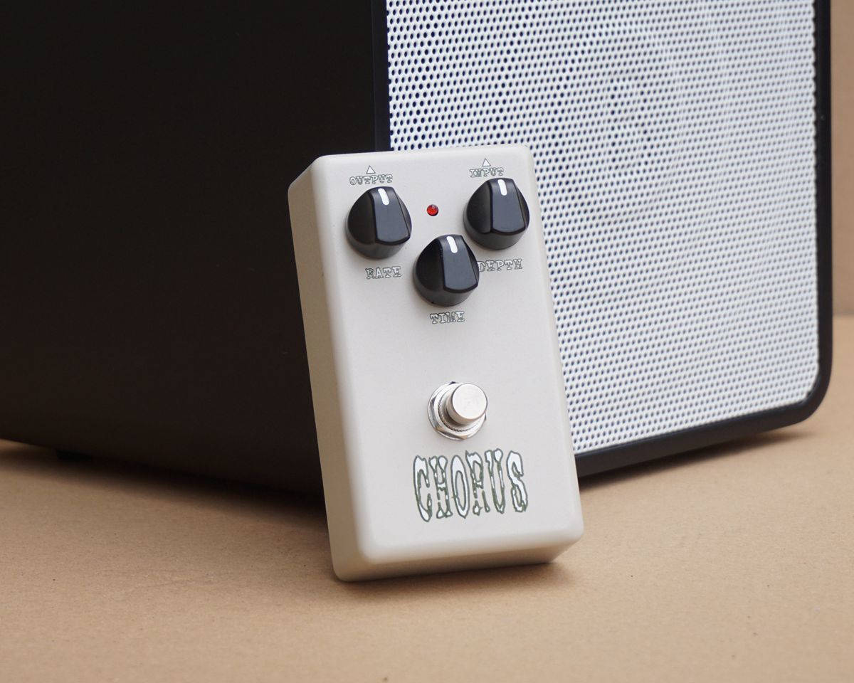 Педаль эффектов Belcat CHR-304