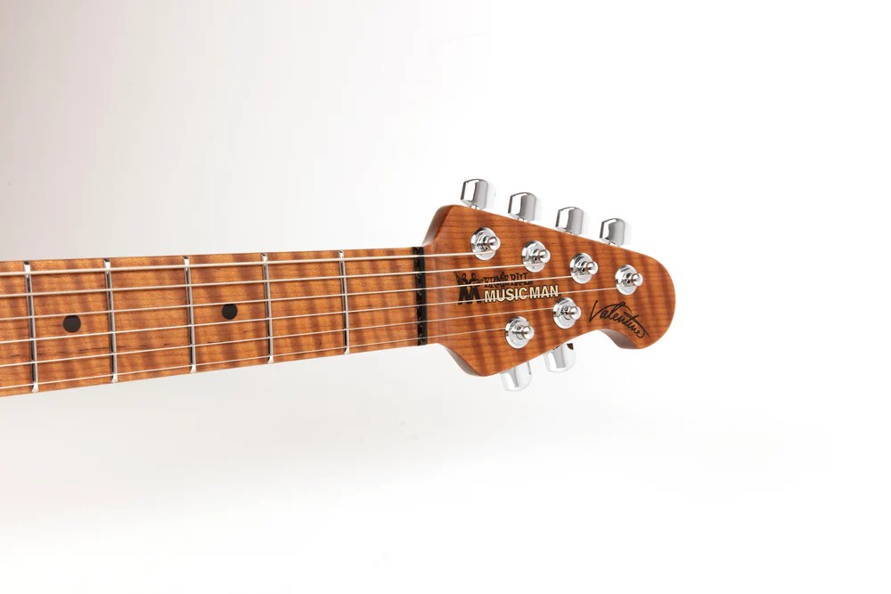 Электрогитара MusicMan 571-MZ-R1-01-CS-CR