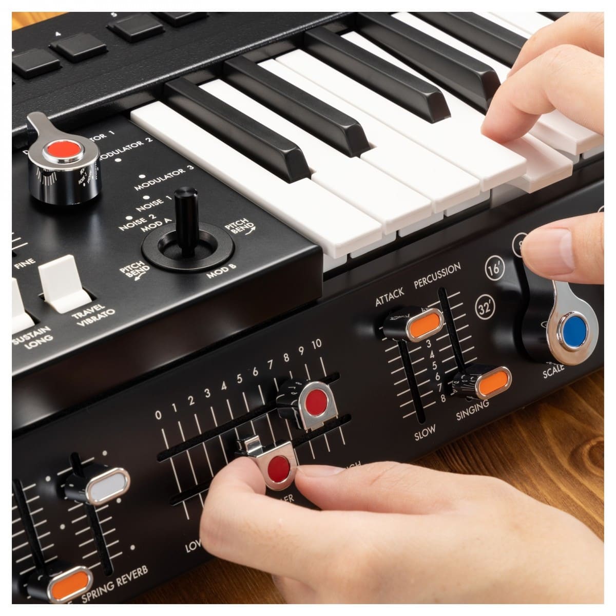 Синтезатор Korg miniKORG 700Sm