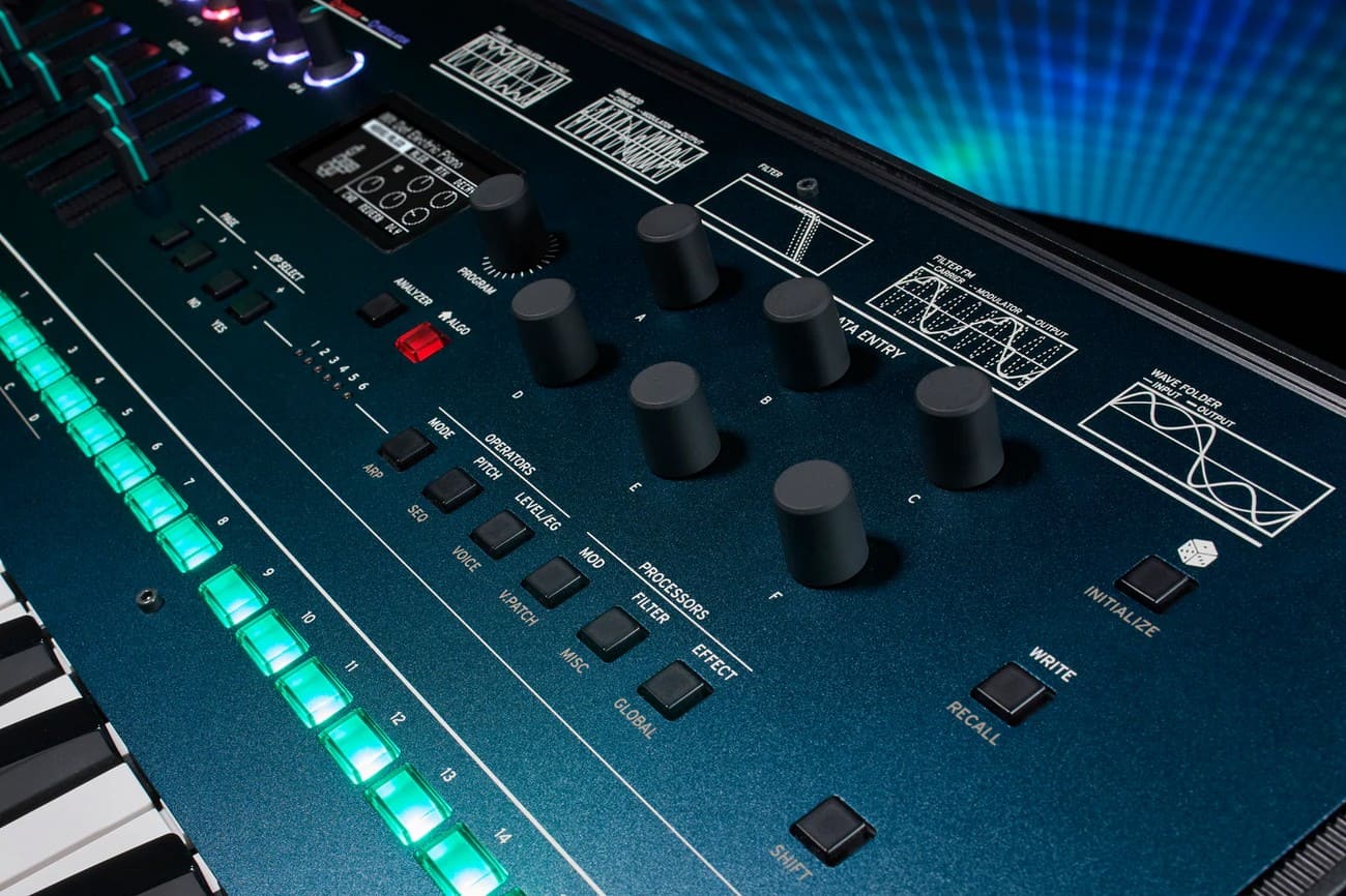 Синтезатор Korg OPSIX MkII