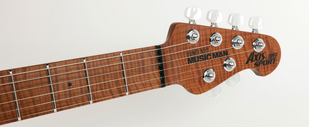 Электрогитара MusicMan 320-RT-R1-00-CS-CR