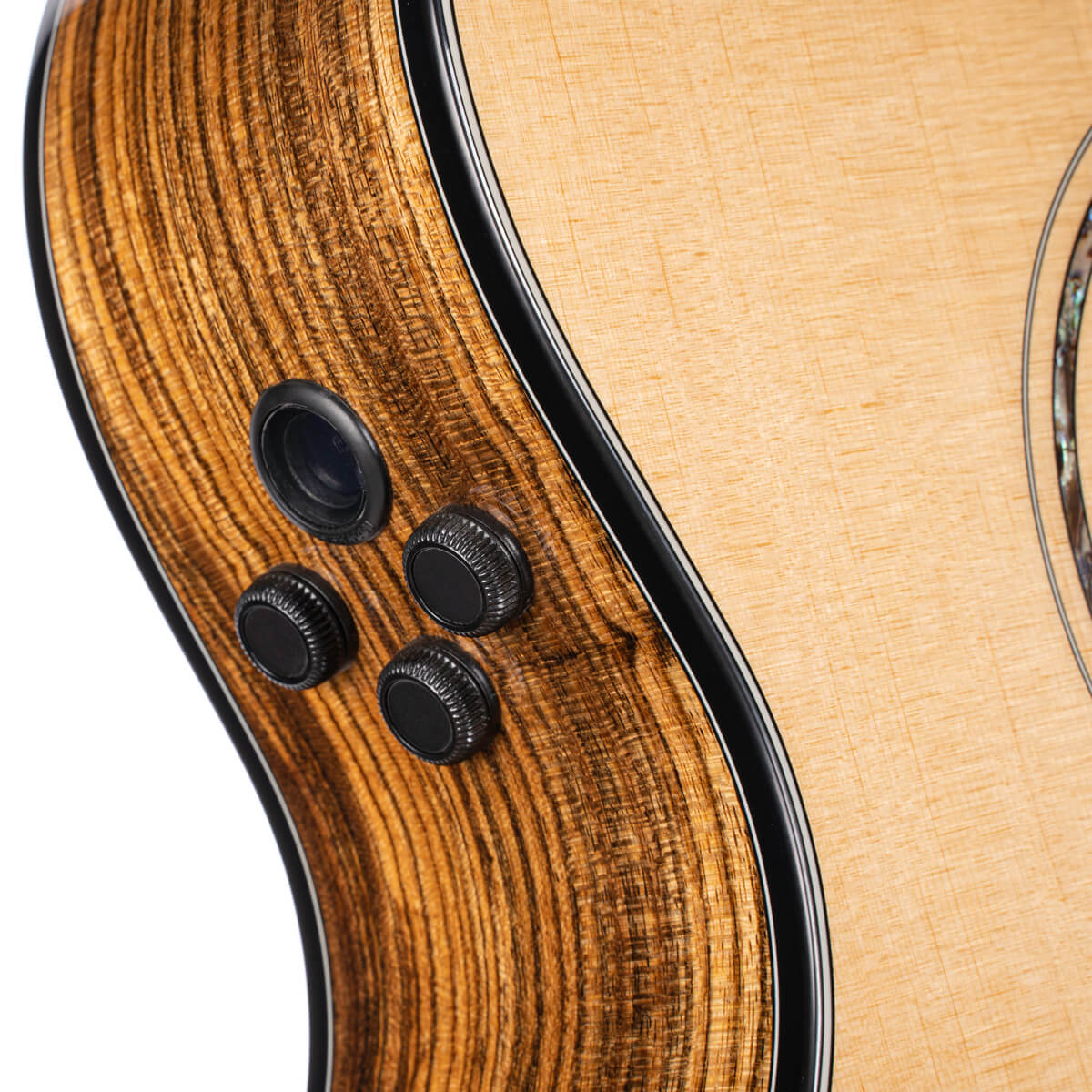 Электроакустическая гитара Cort Gold-OC6-Bocote-WCASE-NAT Gold Series