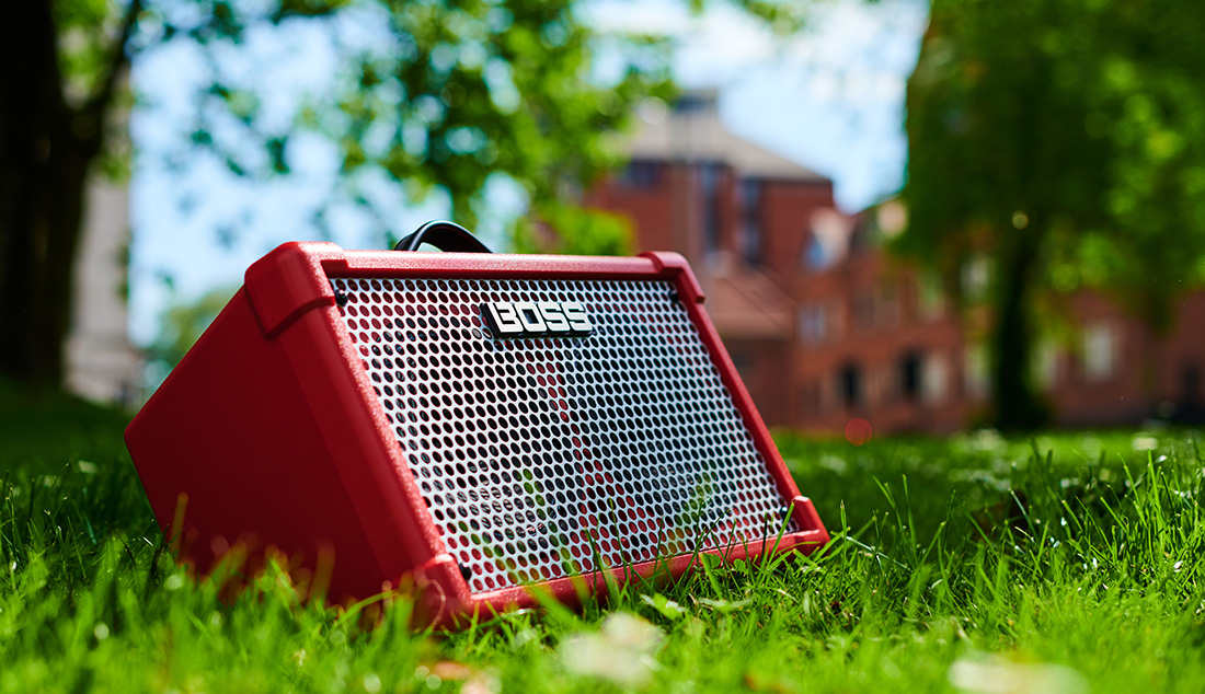 Комбоусилитель BOSS CUBE-ST2-R Street II