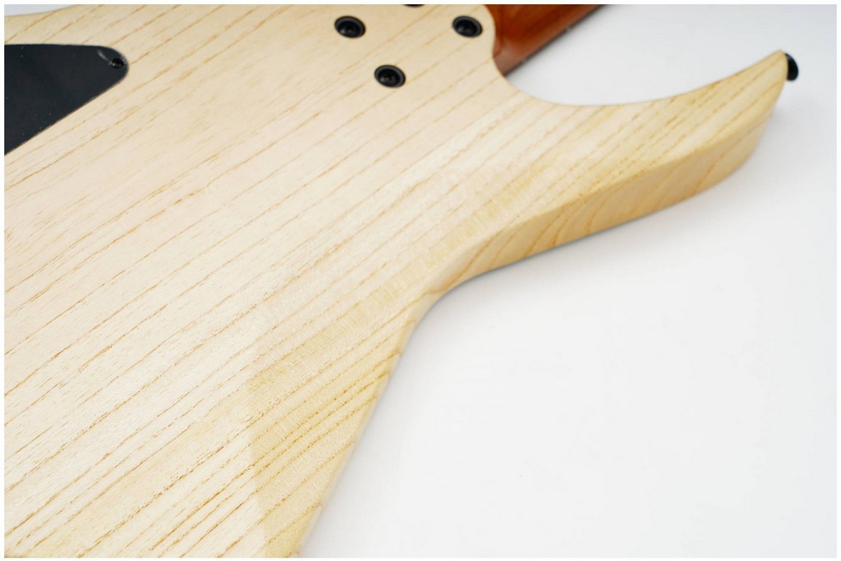 Электрогитара MOLLO NH600 BB