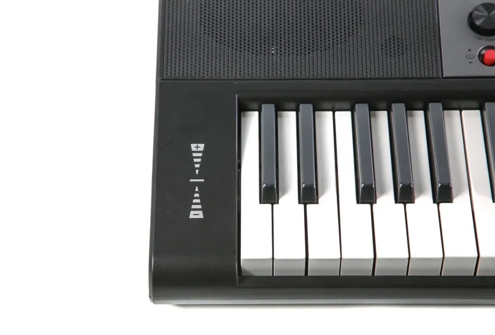 Синтезатор Jonson&Co XTS 690F