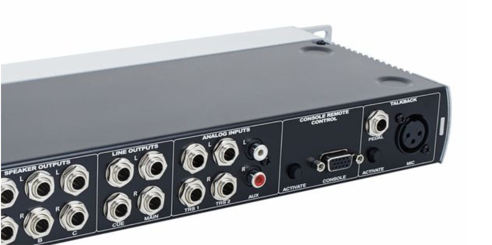 Контроллер студийных мониторов PreSonus Central Station PLUS