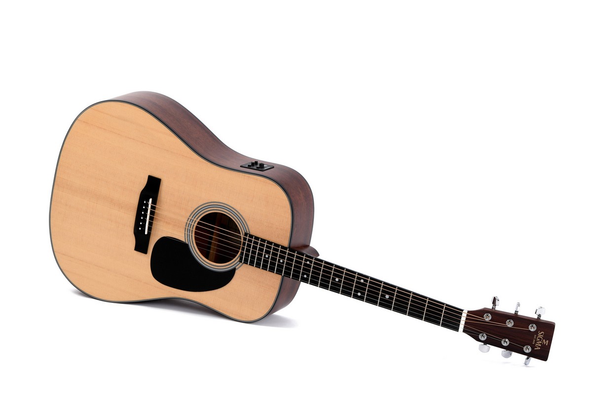 Электроакустическая гитара Sigma SDM-STE with case