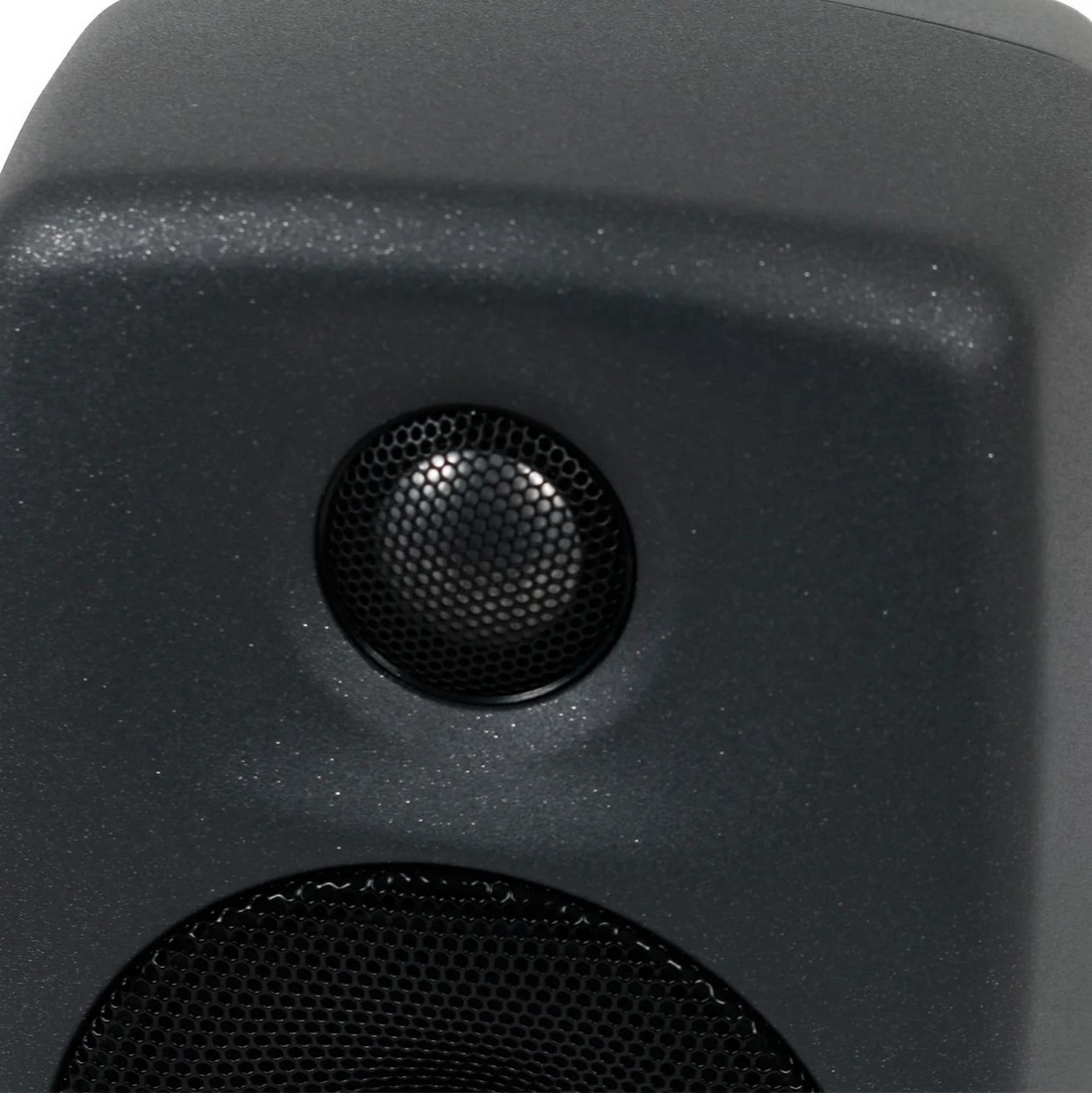 Студийный монитор GENELEC 8010AP