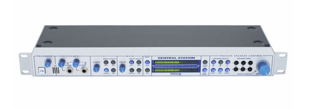 Контроллер студийных мониторов PreSonus Central Station PLUS