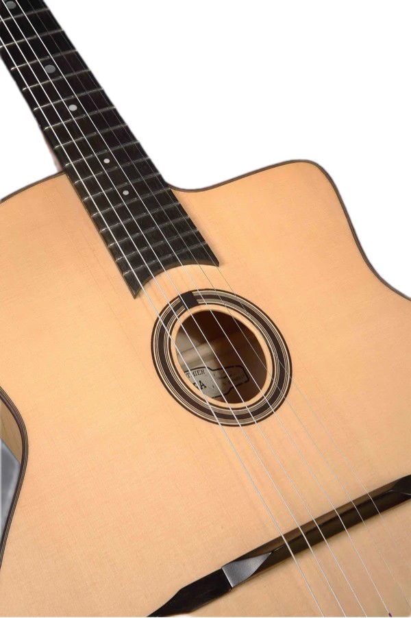 Акустическая гитара ALTAMIRA M