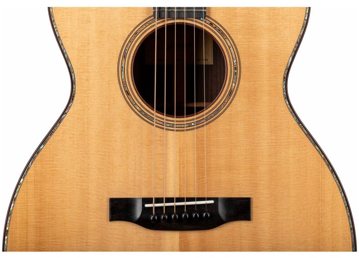 Акустическая гитара ALTAMIRA MOM-1