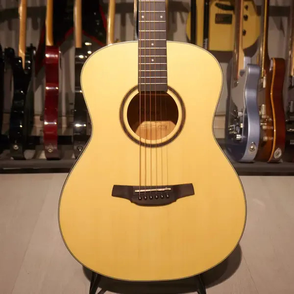 Акустическая гитара CRAFTER HT-250
