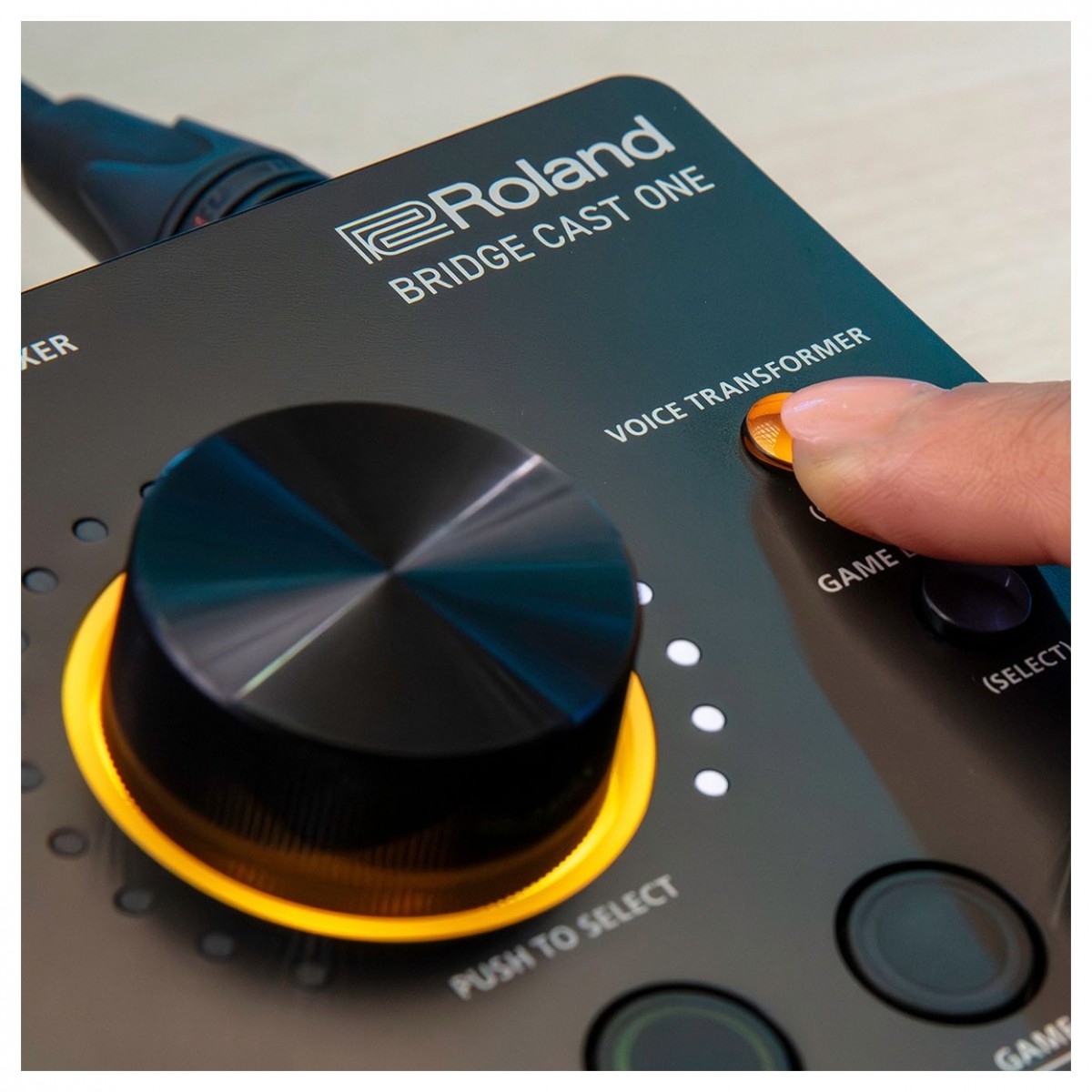 Аудиоинтерфейс Roland BRIDGE CAST ONE