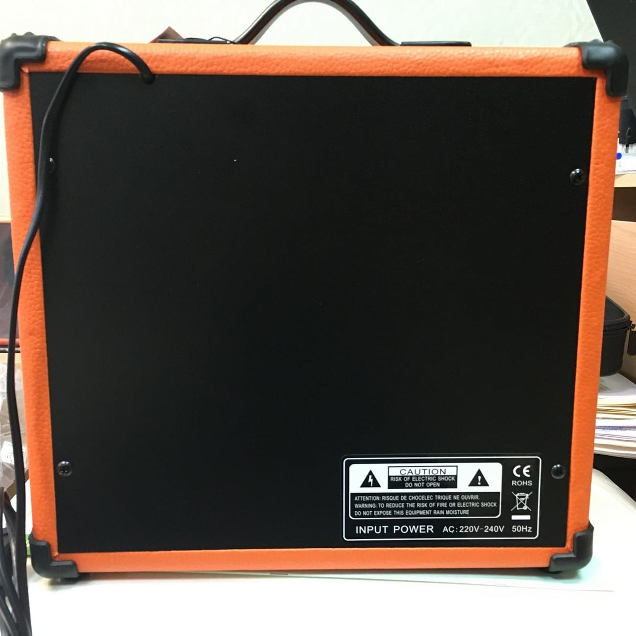 Комбоусилитель Bosstone GA-15W Orange