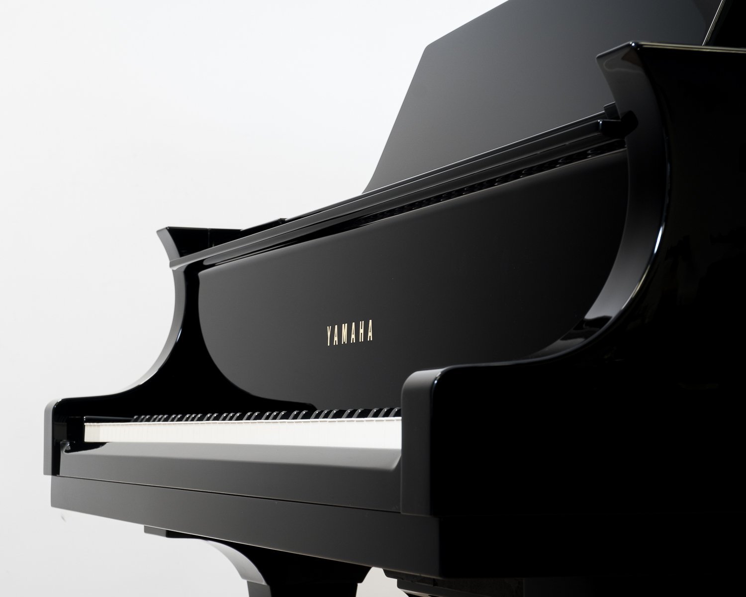 Акустический рояль Yamaha CF4 PE