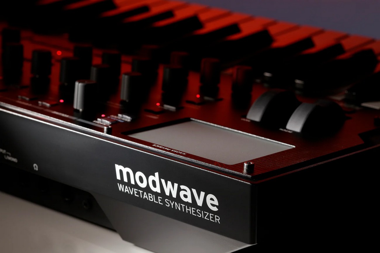 Синтезатор Korg MODWAVE
