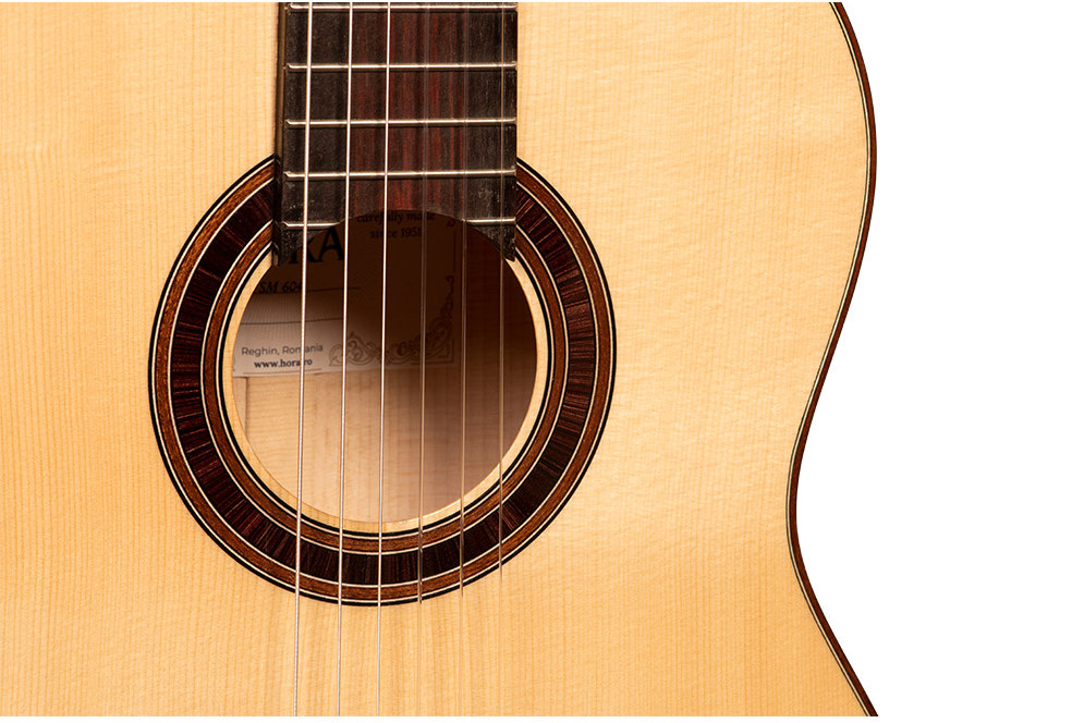 Классическая гитара Hora SM604