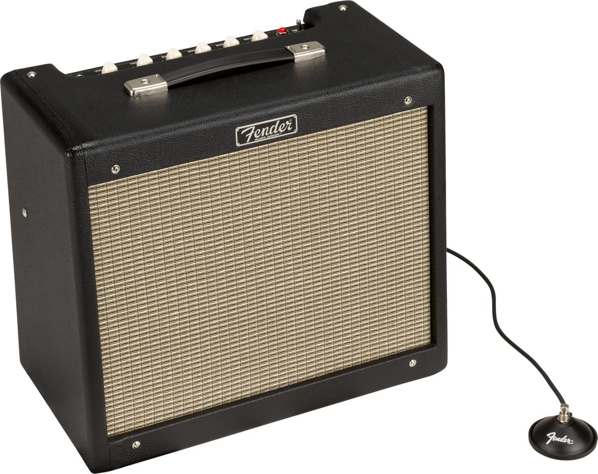 Комбоусилитель FENDER Blues Junior IV