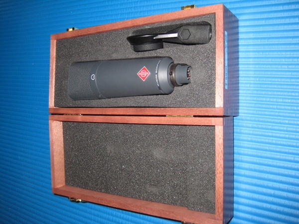Студийный микрофон Neumann TLM 193