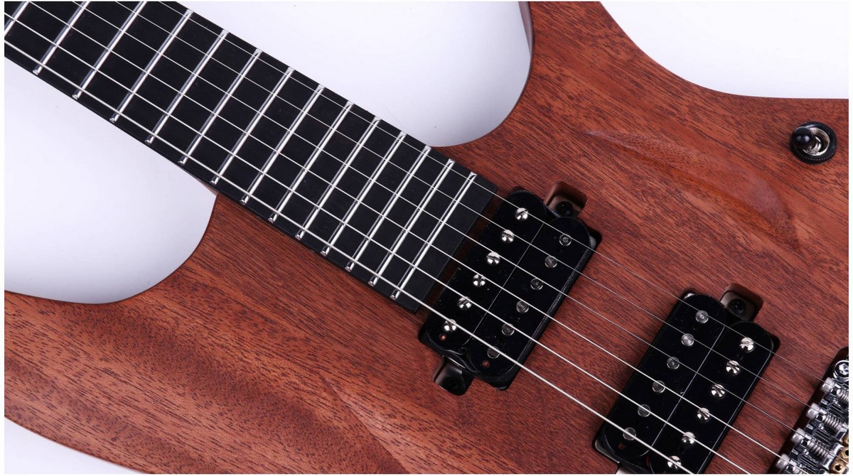 Электрогитара MOLLO NH600 N