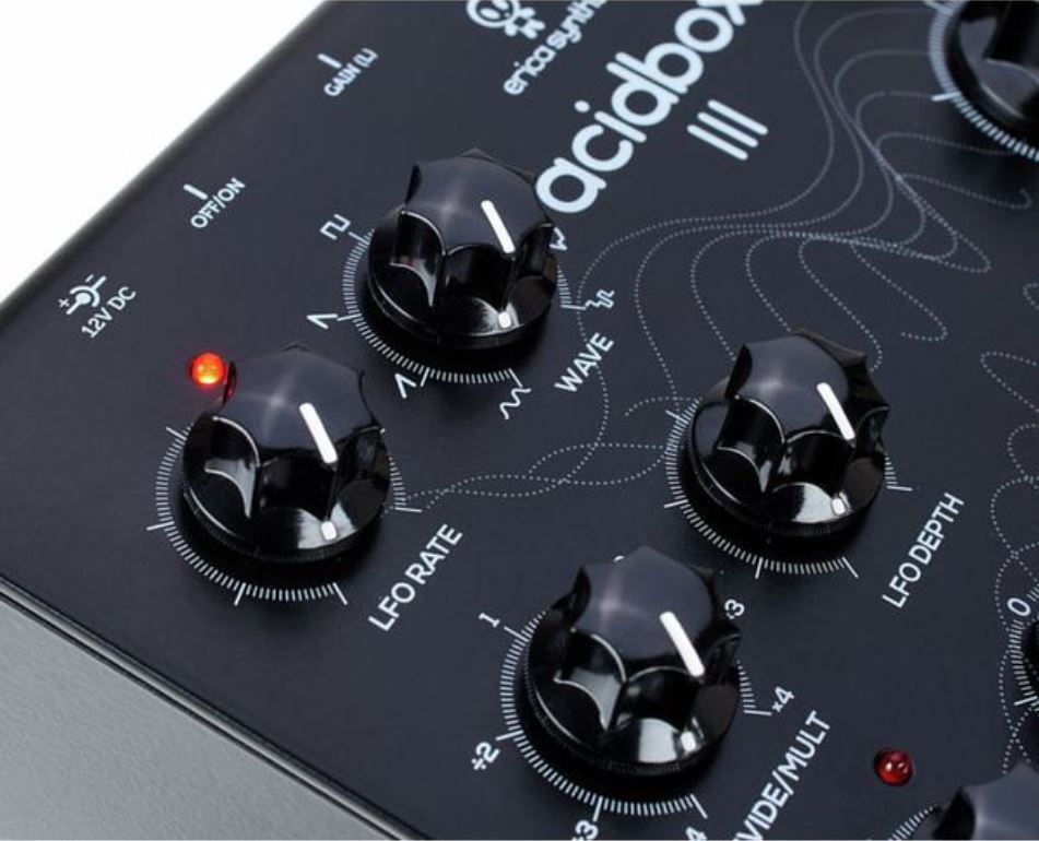 Модуль Erica Synths Acidbox III
