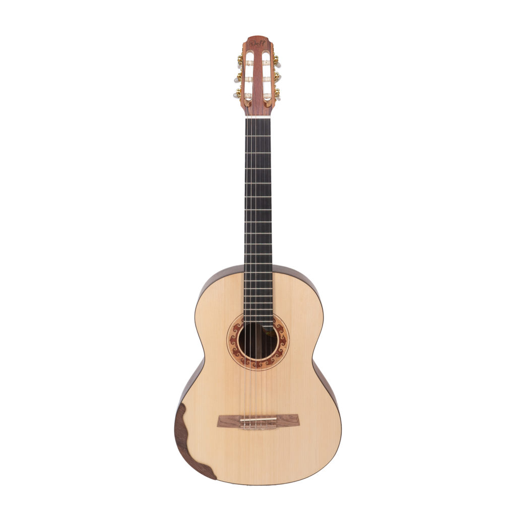 Классическая гитара Doff D031CE