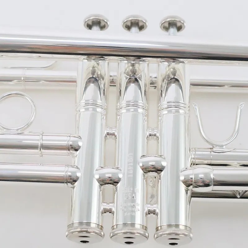 Труба BACH BTR-411S Bb
