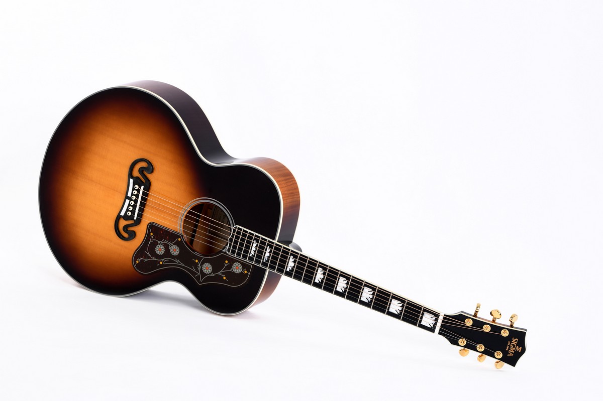 Электроакустическая гитара Sigma GJA-SG200 with case