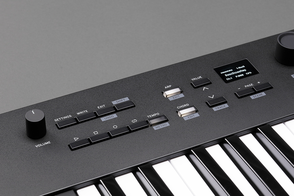MIDI клавиатура Korg Keystage 49