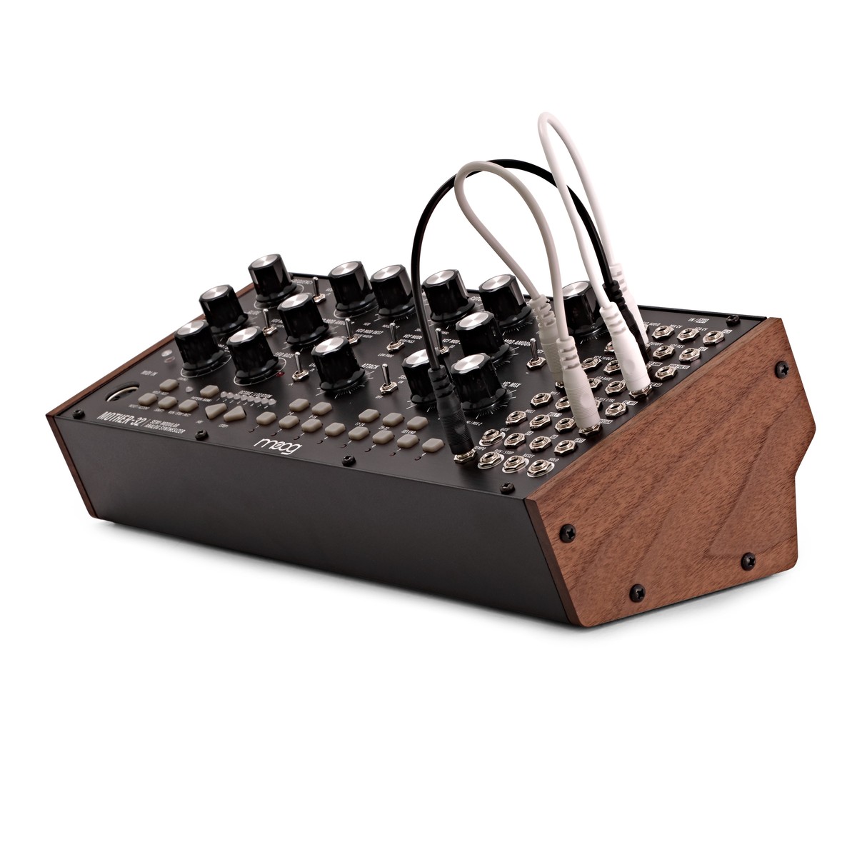 Синтезатор Moog Mother-32