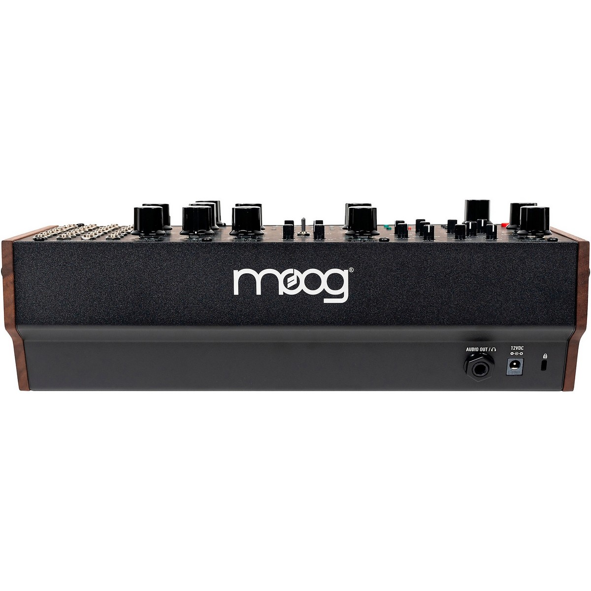 Синтезатор Moog Labyrinth