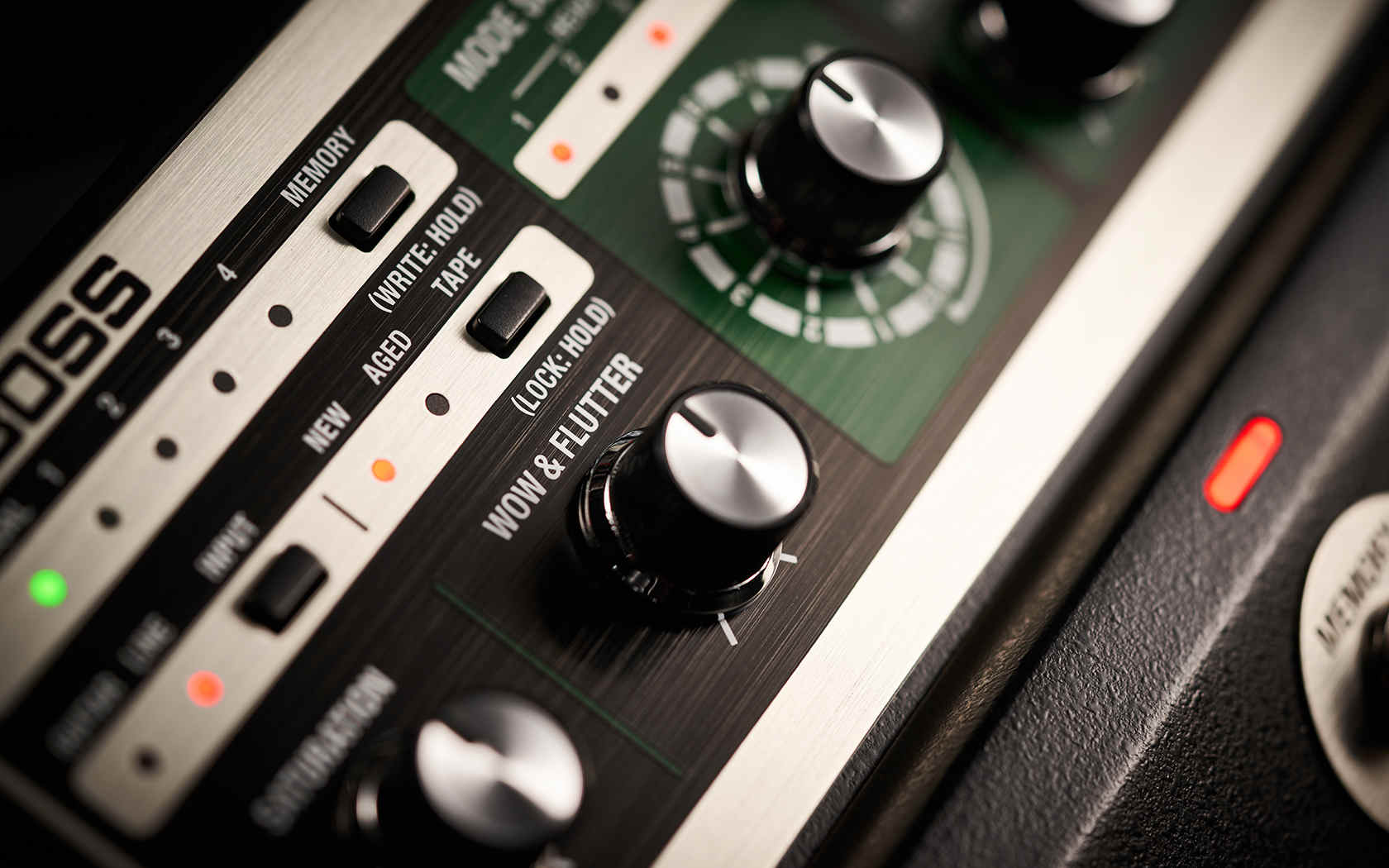 Педаль эффектов Boss RE-202 Space Echo