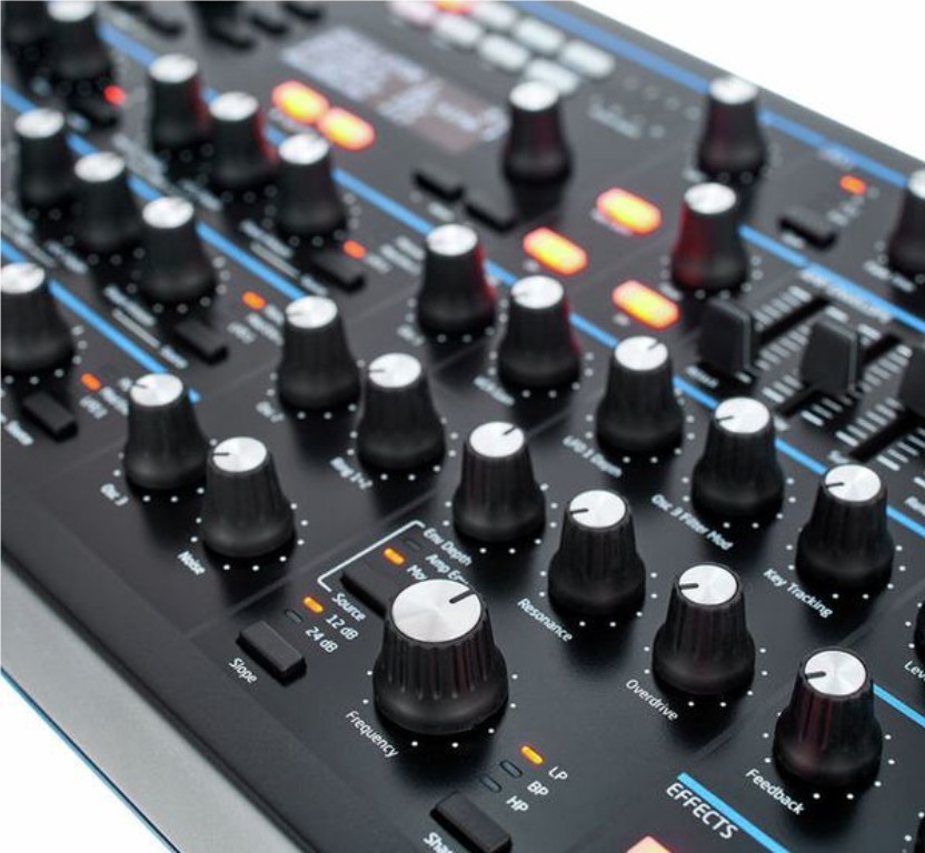 Синтезатор Novation Peak