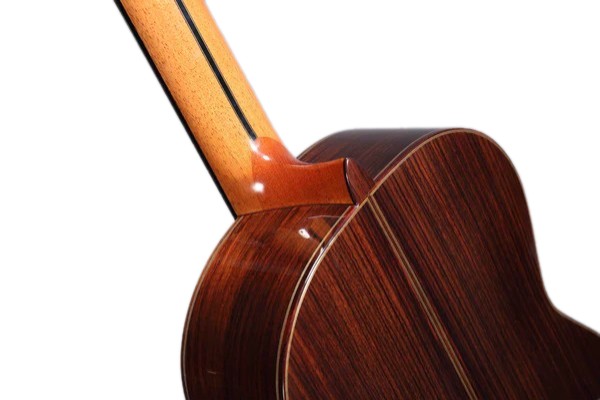 Классическая гитара ALTAMIRA N600+