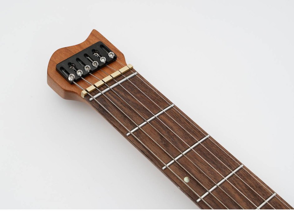 Электрогитара MOLLO NH600 BB