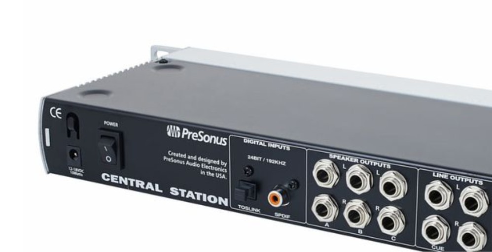 Контроллер студийных мониторов PreSonus Central Station PLUS