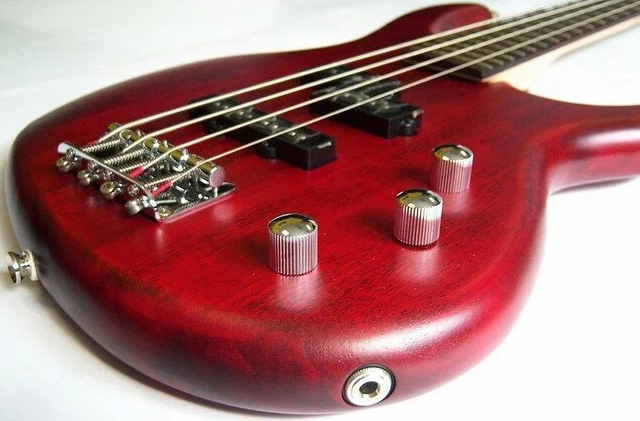 Бас-гитара Cort Action-Bass-Plus-TR Action Series
