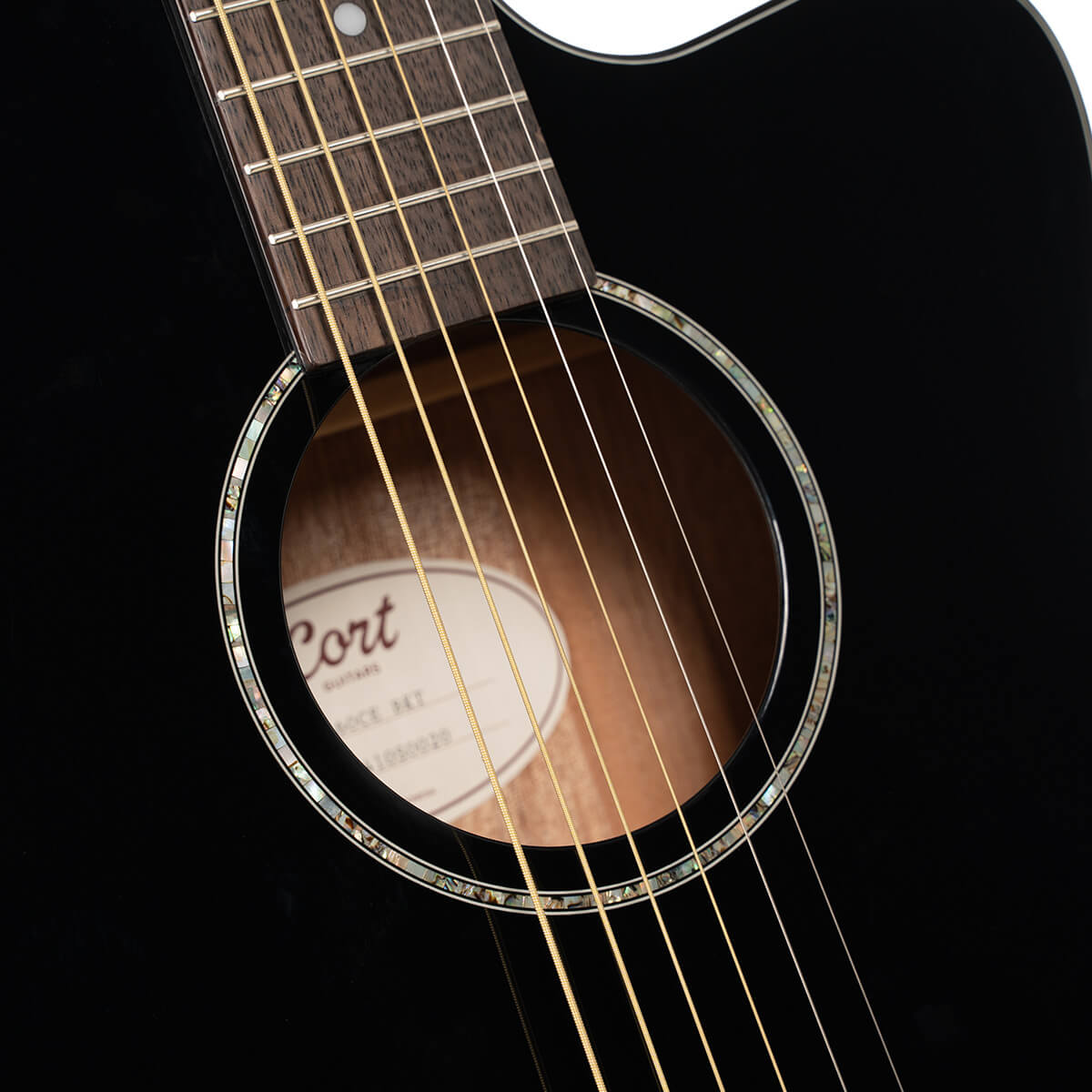 Электроакустическая гитара Cort L60CE-BK