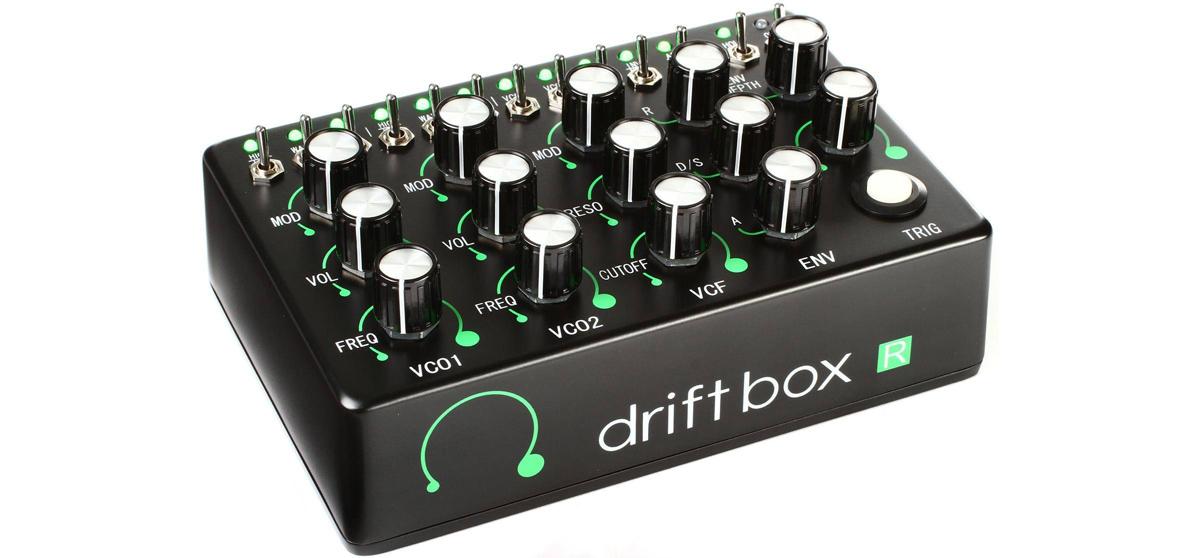 Синтезатор Roland DRIFTBOX R