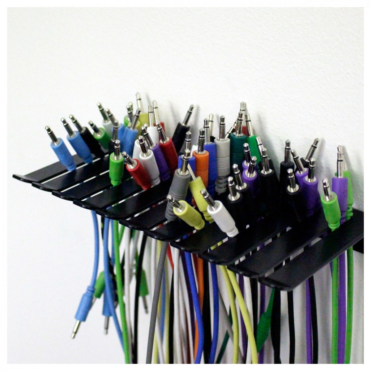 Держатель патч-кабелей Erica Synths Eurorack cable holder 300mm