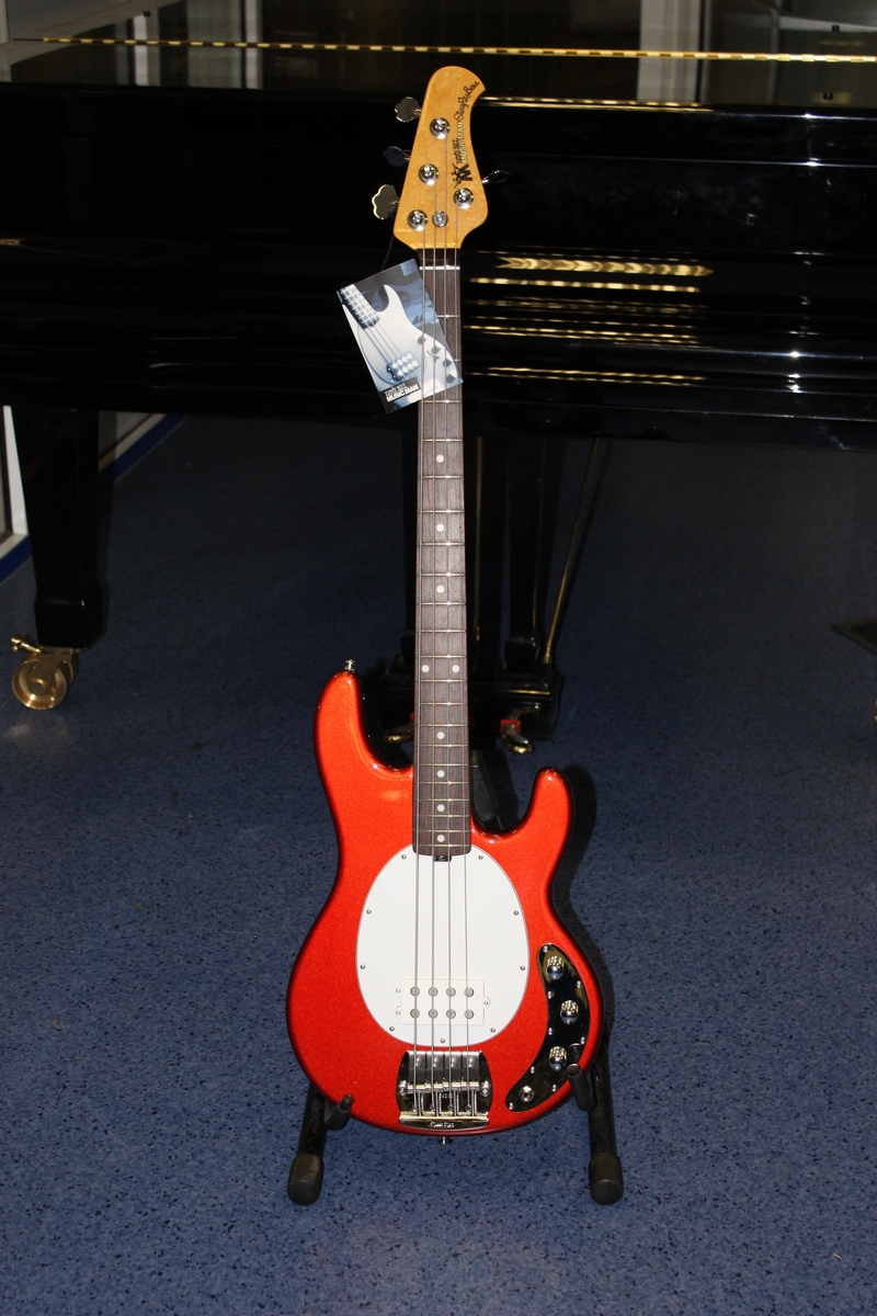 Бас-гитара MusicMan №B054231