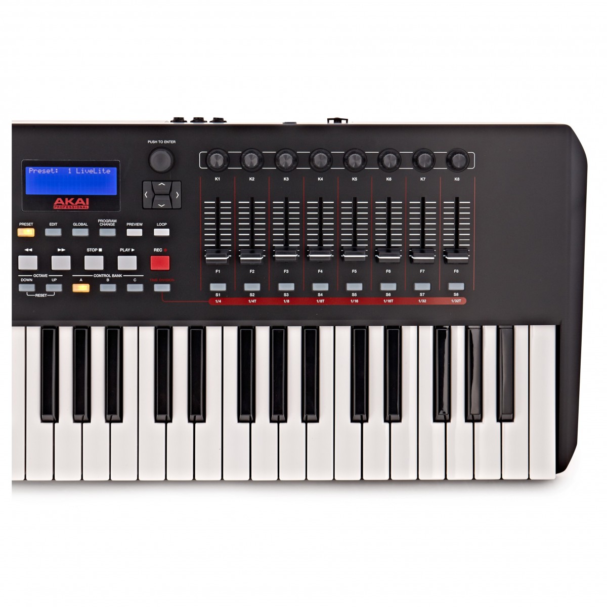 MIDI клавиатура Akai Pro MPK261
