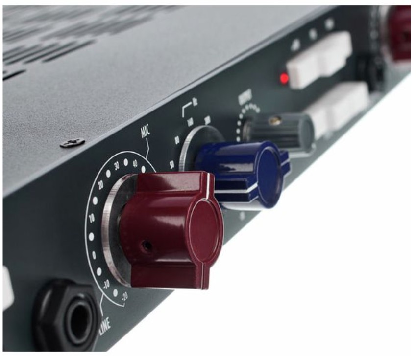Предусилитель Warm Audio WA273