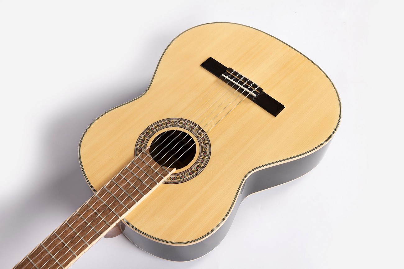 Классическая гитара Sevillia DS-130 SNT