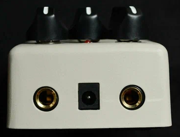 Педаль эффектов Belcat CHR-304