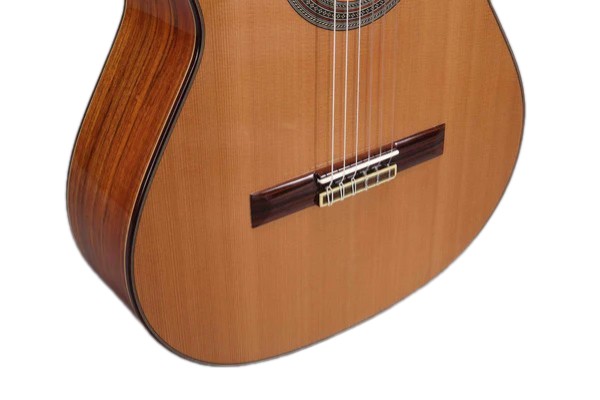 Классическая гитара ALTAMIRA N500+
