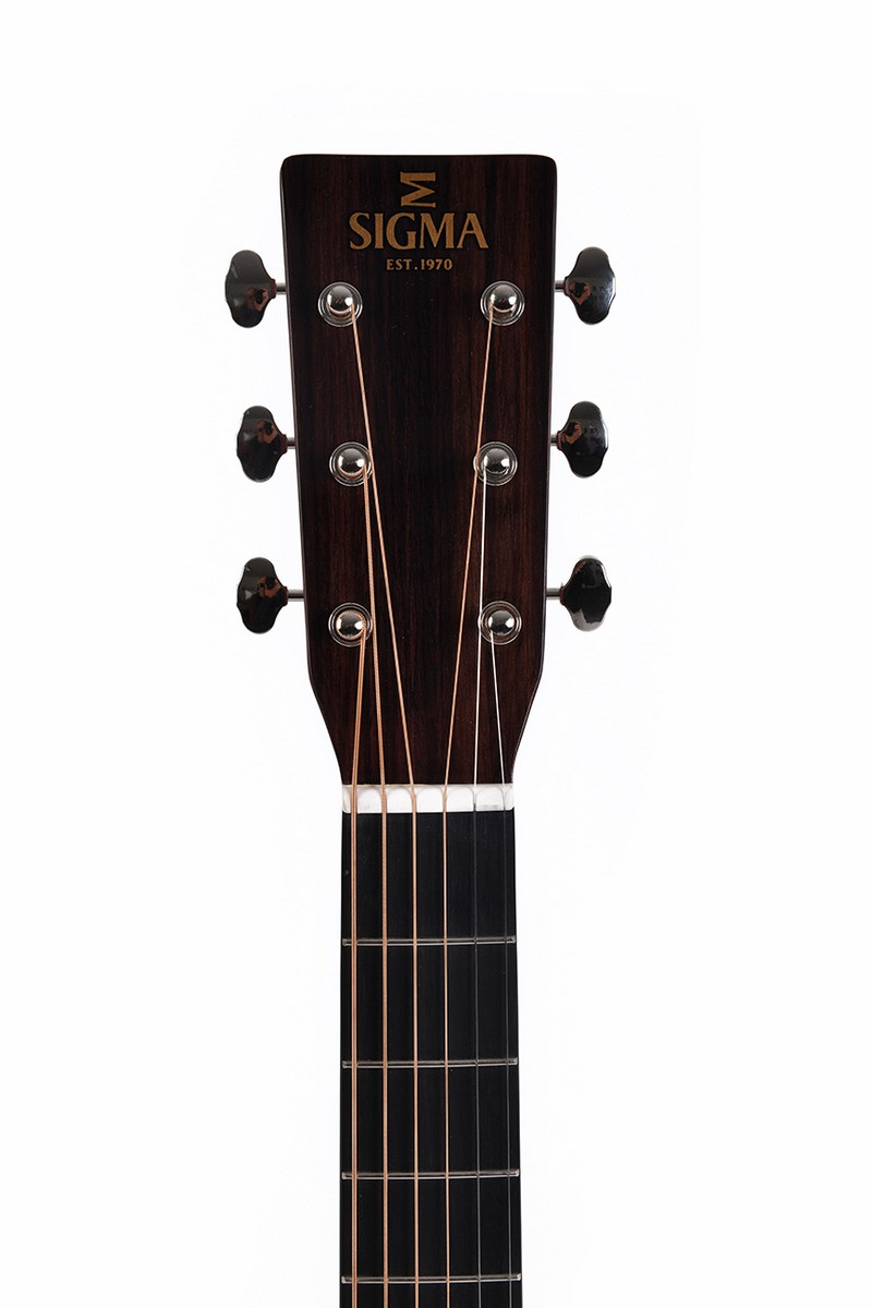 Электроакустическая гитара Sigma S000M-18E with bag