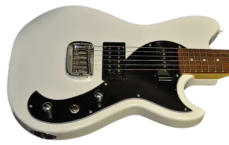 Электрогитара G&L Fallout Alpine White CR